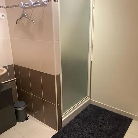 Atypique 12 Personnes Dans Le Lot Dom wakacyjny