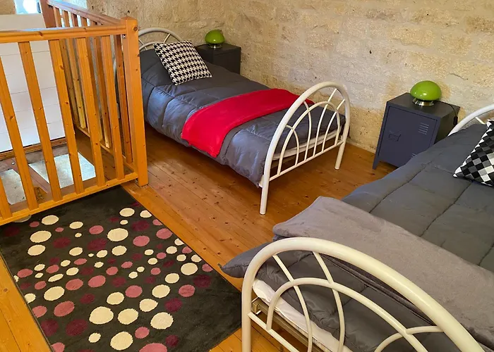 Atypique 12 Personnes Dans Le Lot * Montdoumerc