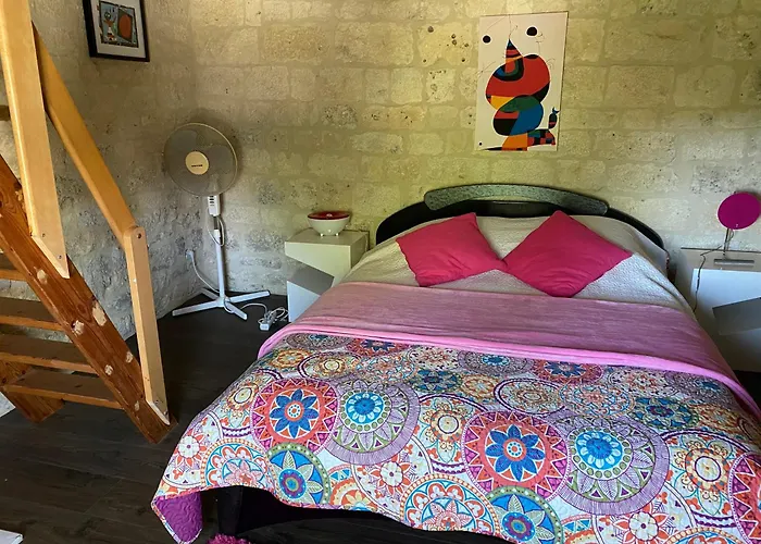 Atypique 12 Personnes Dans Le Lot *